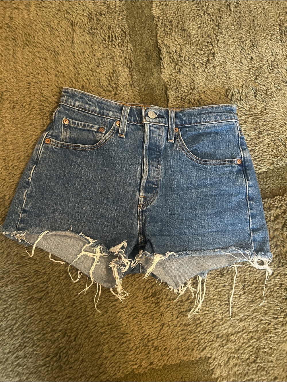 Levi's Frayed Hem High-Waist Denim Shorts - Blue